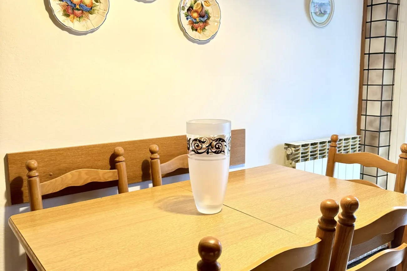 Cucina abitabile in stile classico in appartamento in affitto a gardolo, gestito da 24 Immobiliare.